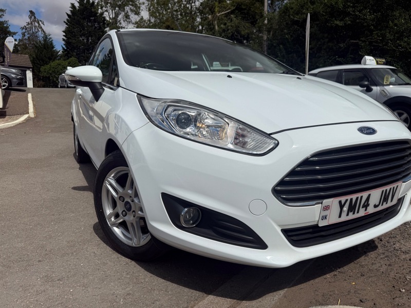 Ford Fiesta Zetec White #2