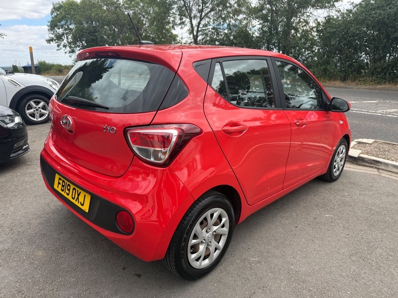 Hyundai I10 Se Red #5