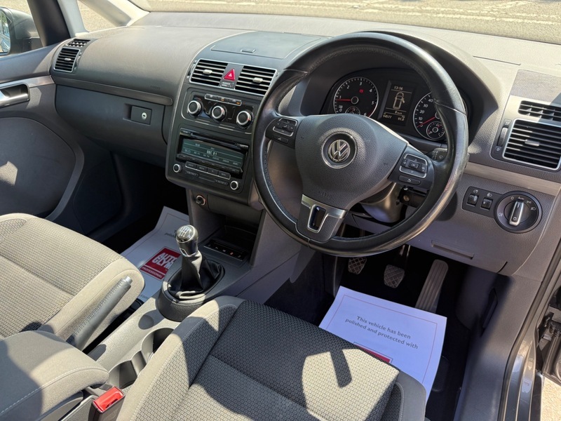Volkswagen Touran Touran Silver #9