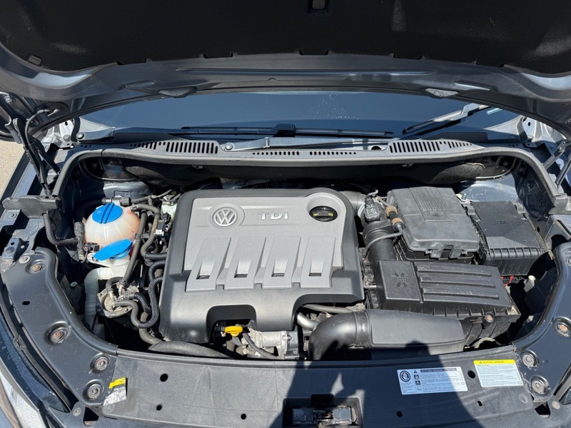 Volkswagen Touran Touran Silver #8