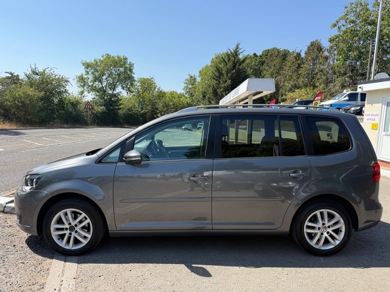Volkswagen Touran Touran Silver #18