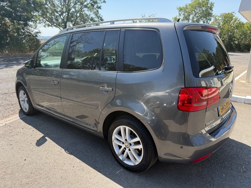 Volkswagen Touran Touran Silver #23