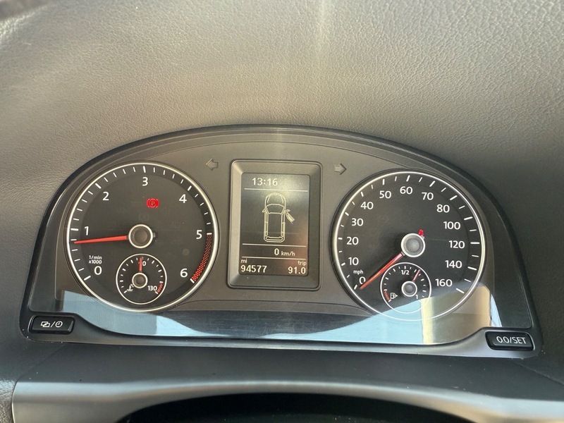 Volkswagen Touran Touran Silver #14