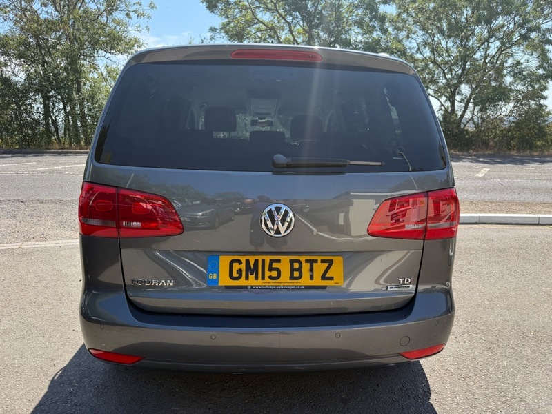 Volkswagen Touran Touran Silver #26