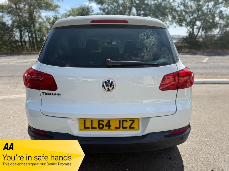 Volkswagen Tiguan Match Tdi Bluemotion Technology White #3