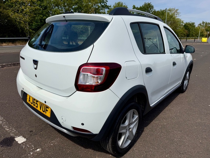 Dacia Sandero Stepway Laureate Tce White #4