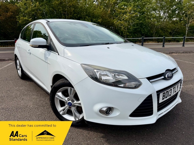 Ford Focus Zetec White
