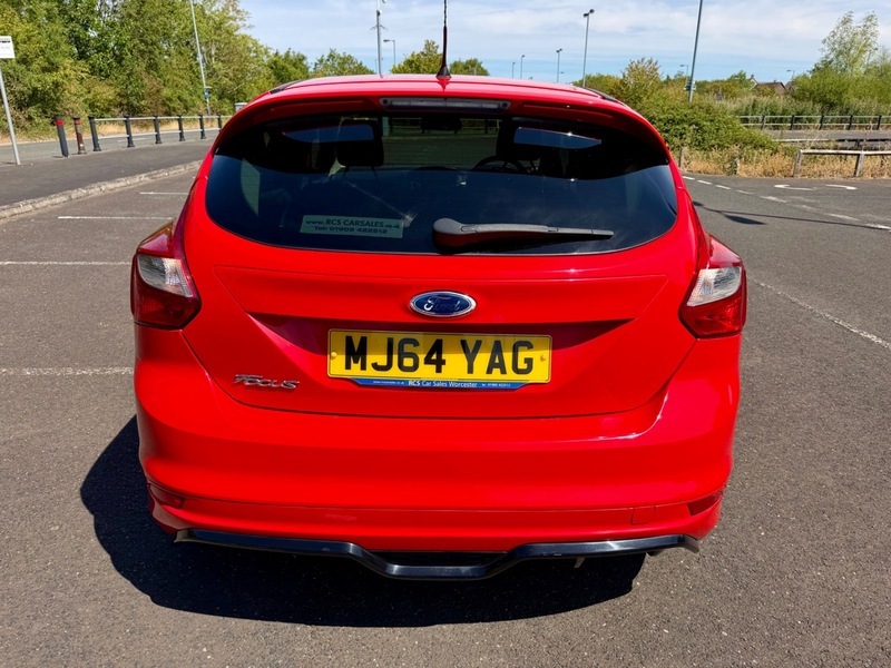 Ford Focus Zetec S Tdci Red #5