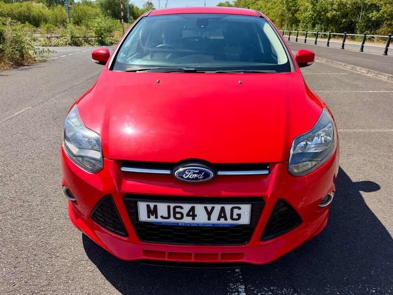 Ford Focus Zetec S Tdci Red #2
