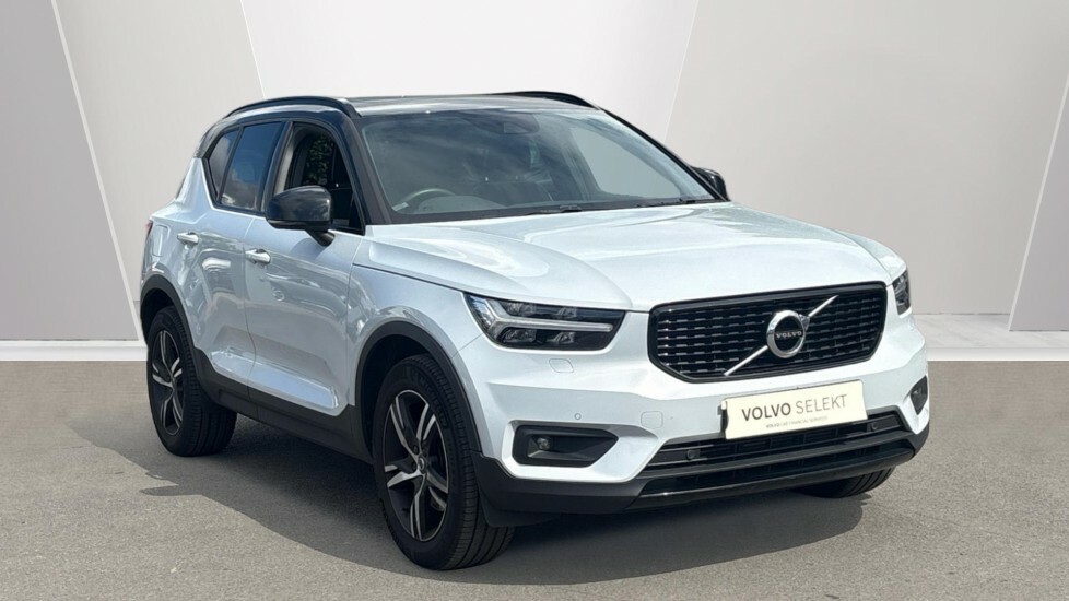 Volvo XC40 T4 Fwd R-design Silver