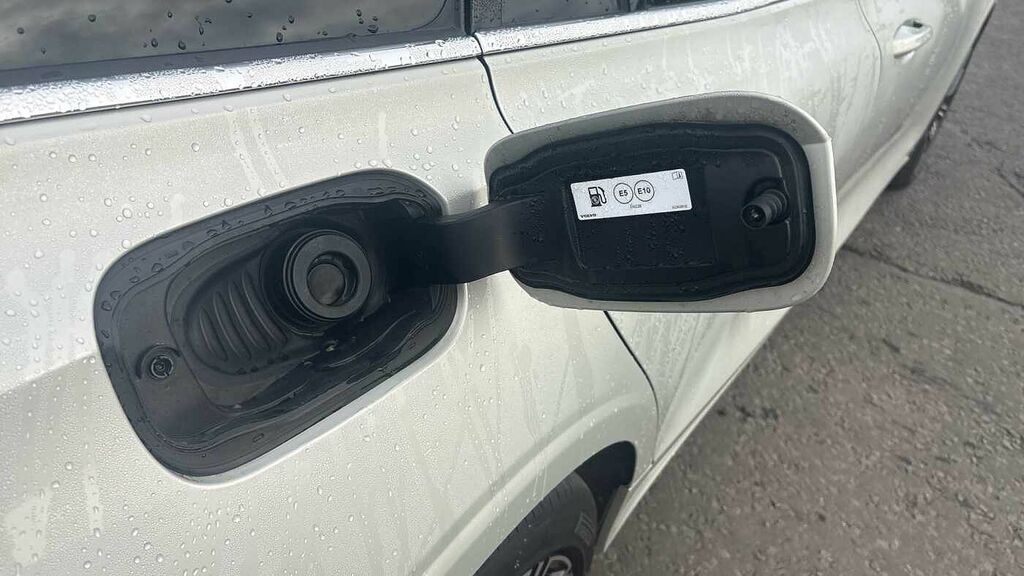Volvo V60 Momentum, B3 Mild Hybrid Grey #14