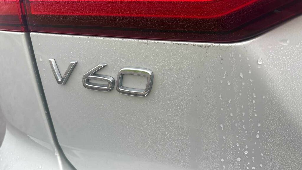 Volvo V60 Momentum, B3 Mild Hybrid Grey #35