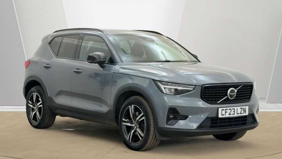 Volvo XC40 Plus, B3 Mild Hybrid, Dark Grey #2