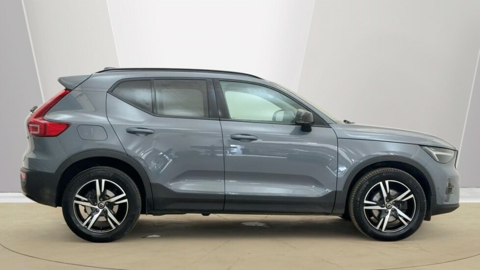 Volvo XC40 Plus, B3 Mild Hybrid, Dark Grey #4