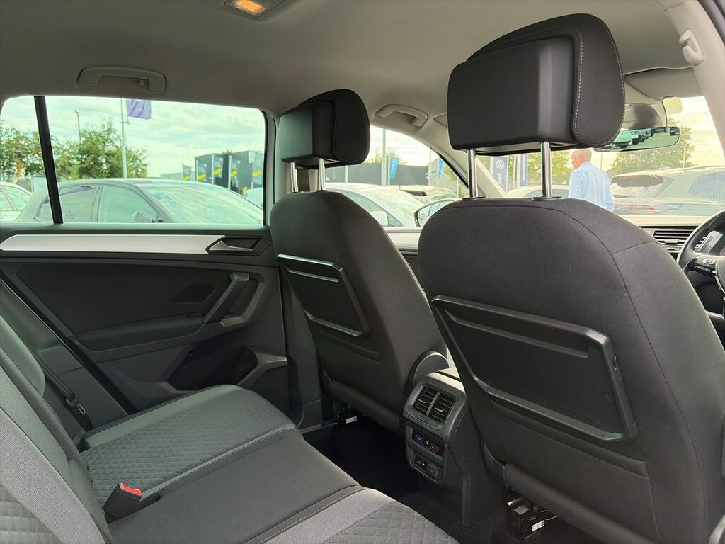 Volkswagen Tiguan 1.5 Tsi Life Suv Dsg 150 Ps Grey #16