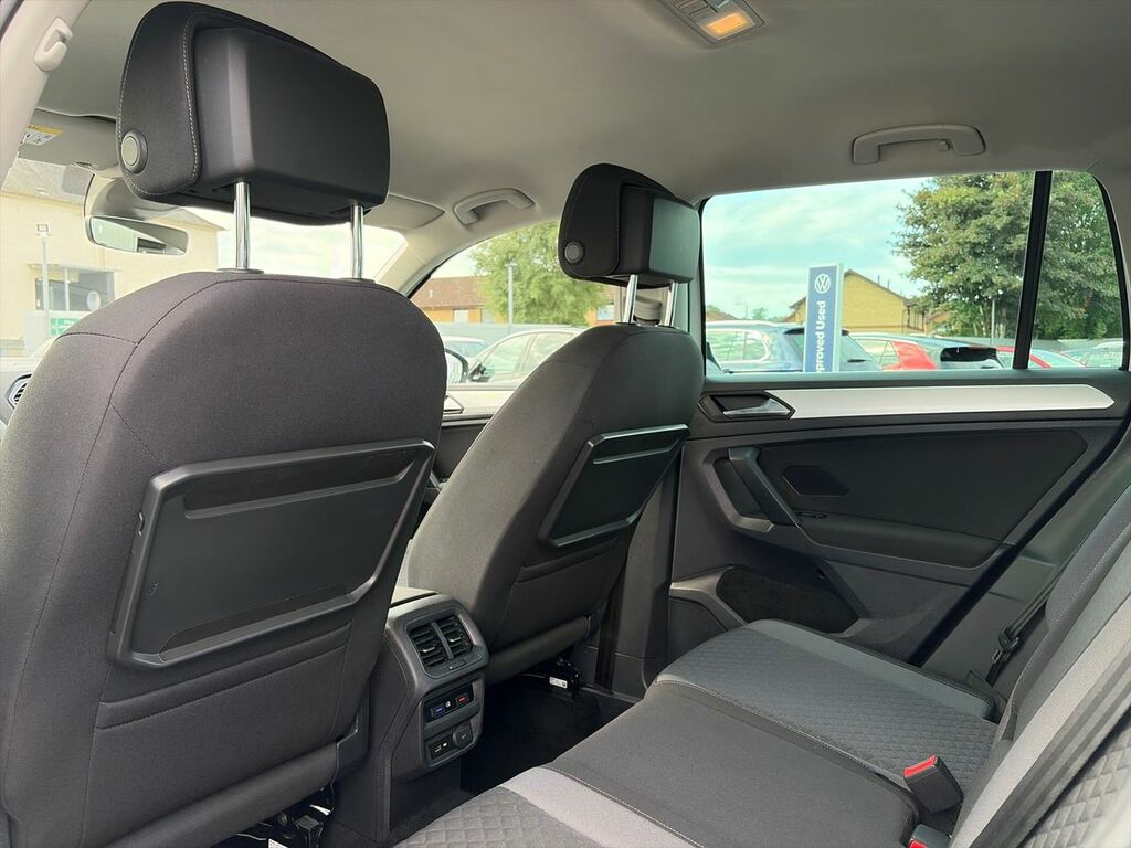 Volkswagen Tiguan 1.5 Tsi Life Suv Dsg 150 Ps Grey #19