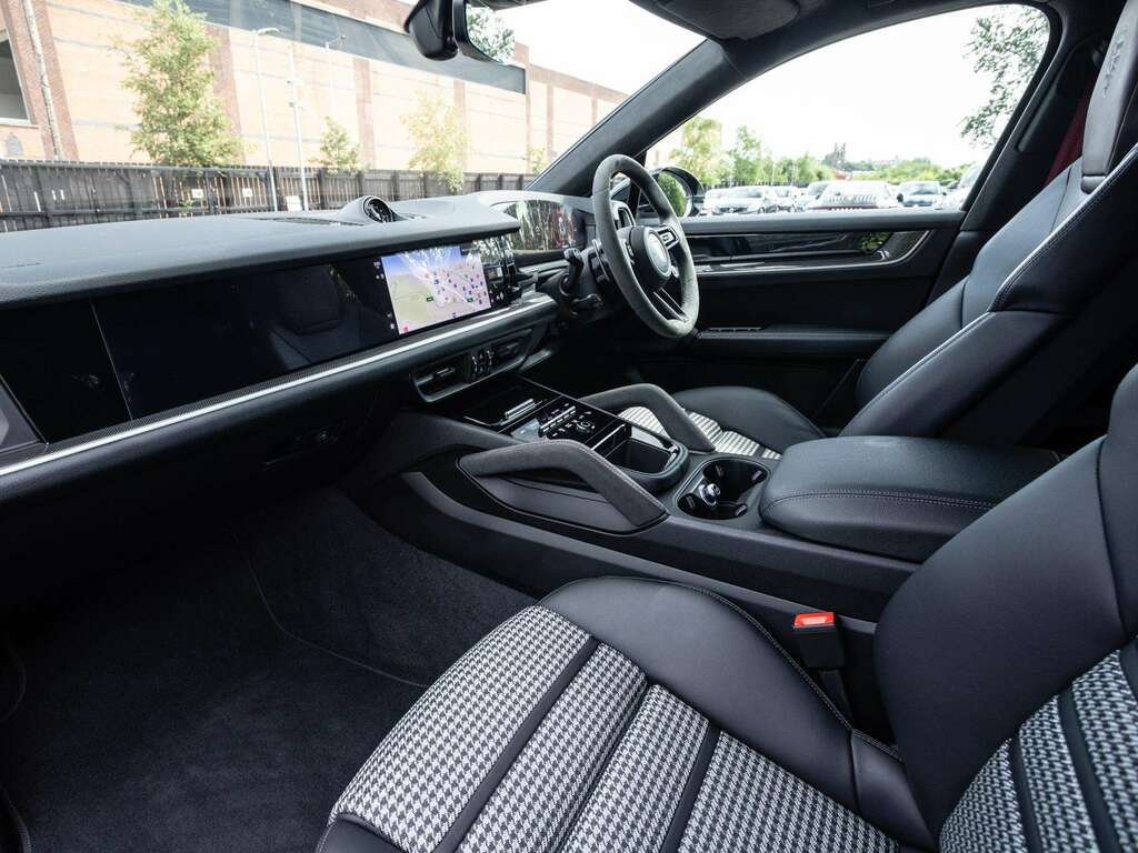 Porsche Cayenne S Coup 2025 Brown #5