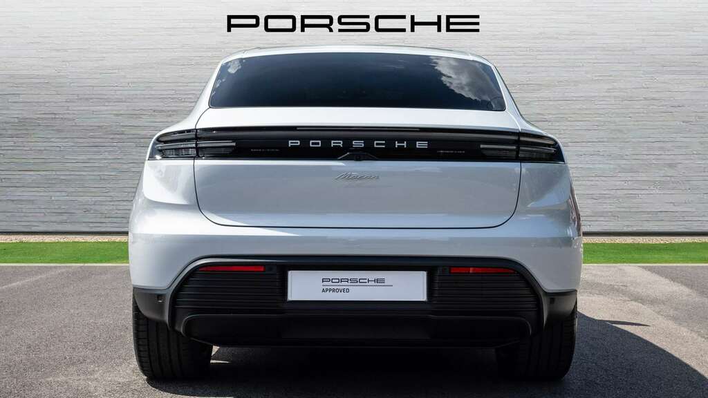 Porsche Macan Electric 2025 Grey #4