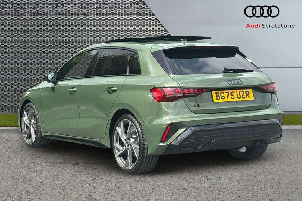 Audi A3 1.5 Tfsi 150 Black Edition S Tronic 2025 Green #3