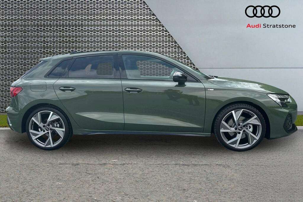 Audi A3 1.5 Tfsi 150 Black Edition S Tronic 2025 Green #4