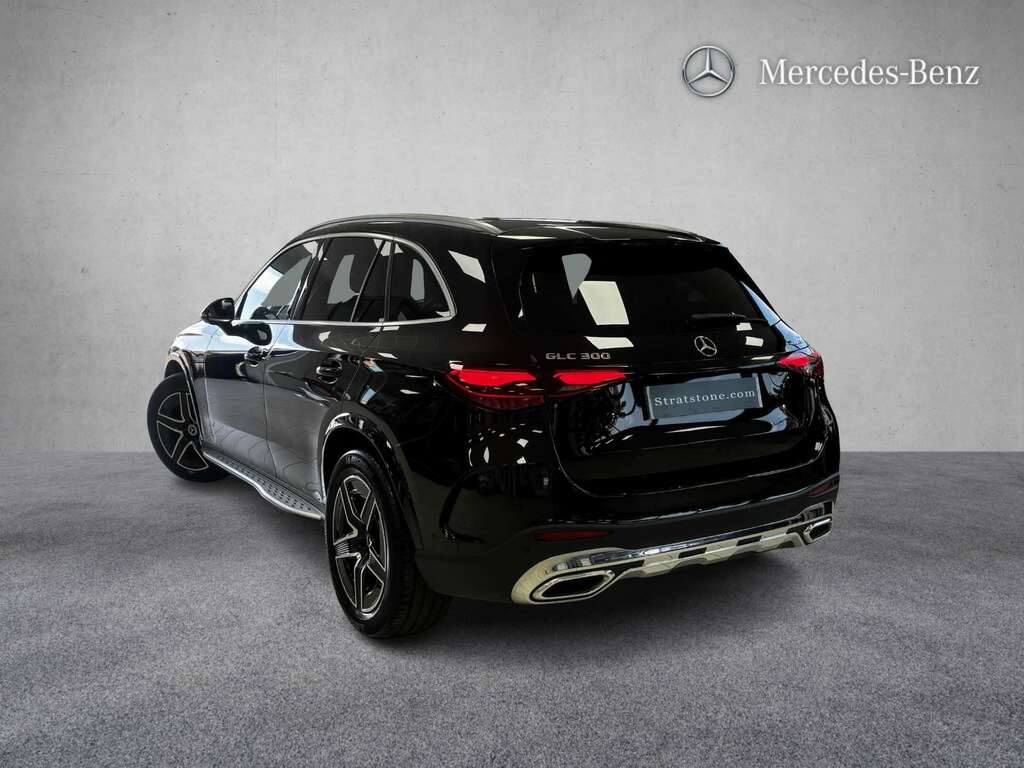 Mercedes-Benz GLC Class 300 4Matic Amg Line 9G-tronic 2025 KP25YMV Black #2