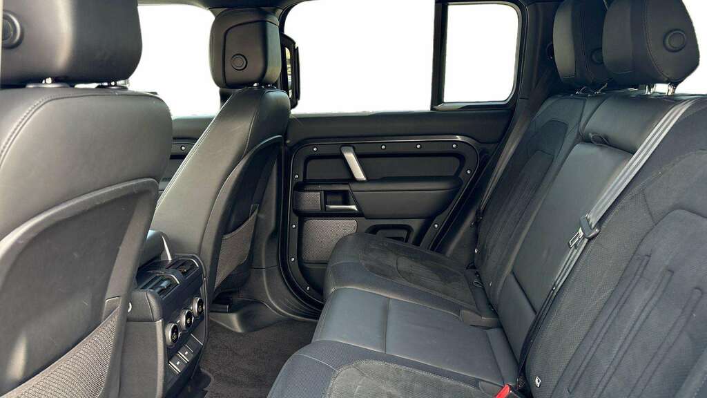 Land Rover Defender 110 5.0 P525 V8 Carpathian Edition 110 2024 NK24YDG Grey #3