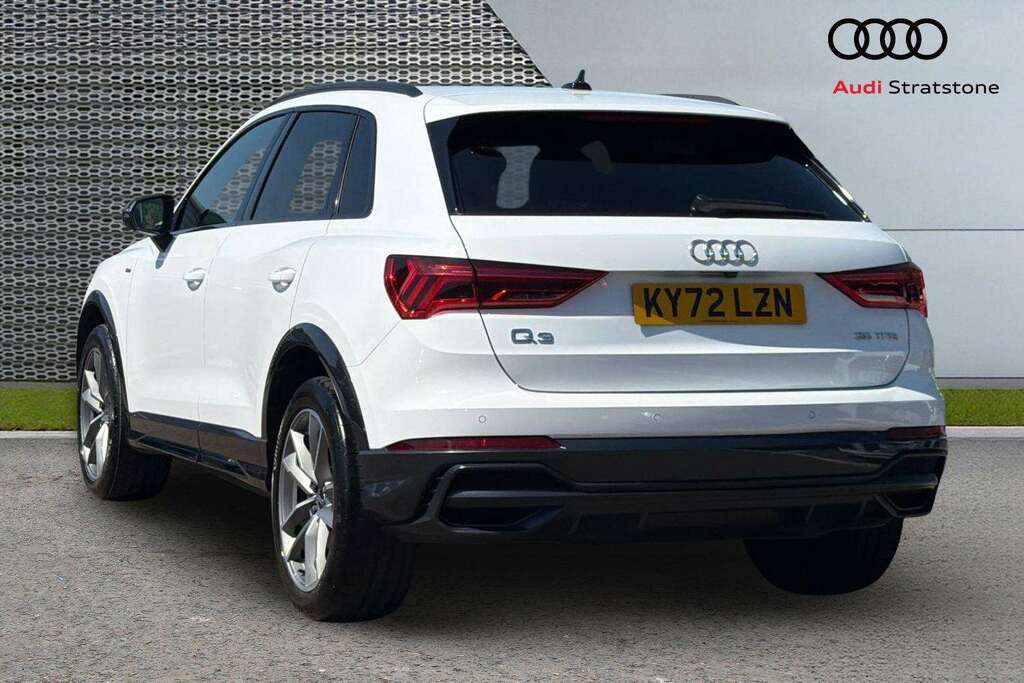 Audi Q3 35 Tfsi Black Edition S Tronic 2022 KY72LZN White #2