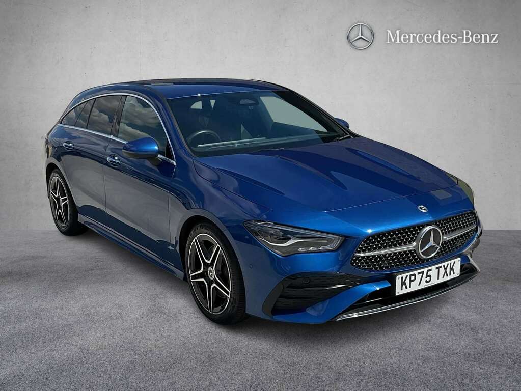 Mercedes-Benz CLA Class 200 Amg Line Executive Tip 2025 Blue