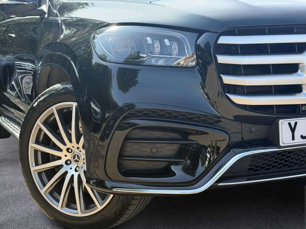 Mercedes-Benz GLS Class 450D 4Matic Amg Line Premium 9G-tronic 2025 Black #3