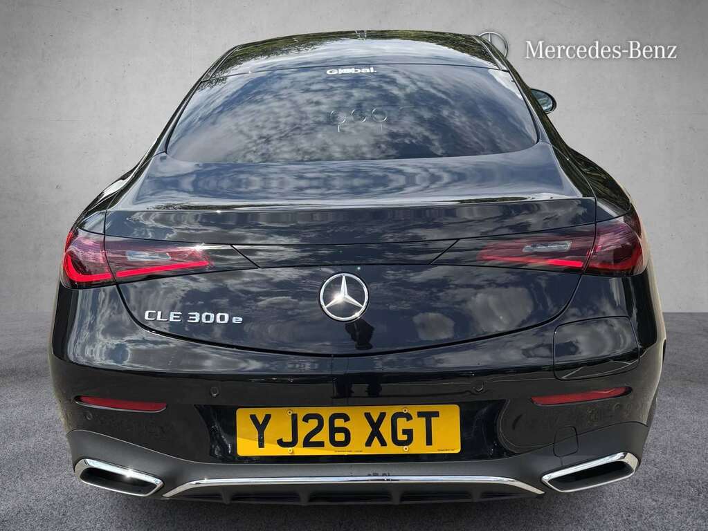 Mercedes-Benz CLE Class 300E Amg Line Premium 9G-tronic 2026 Black #5