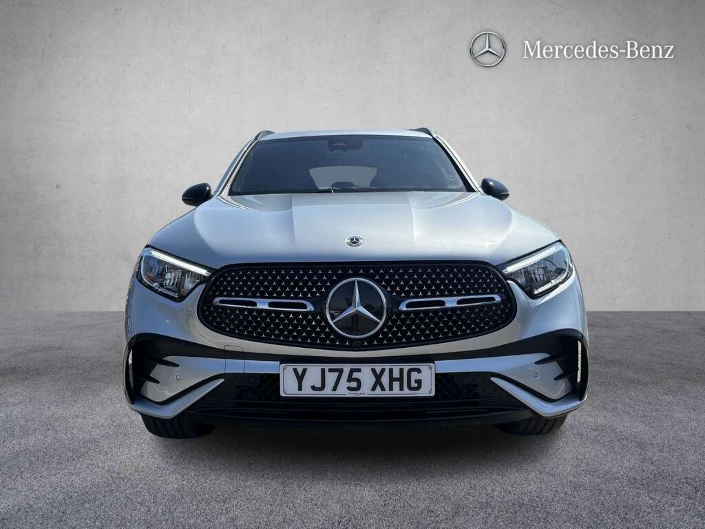 Mercedes-Benz GLC Class 300E 4Matic Urban Edition 9G-tronic 2025 YJ75XHG Silver #3