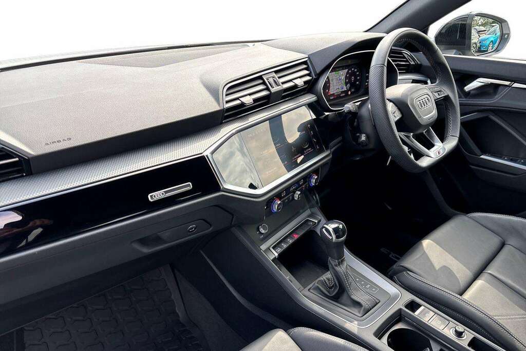 Audi Q3 35 Tfsi Black Edition S Tronic 20 Alloy 202 LV74NFU White #2