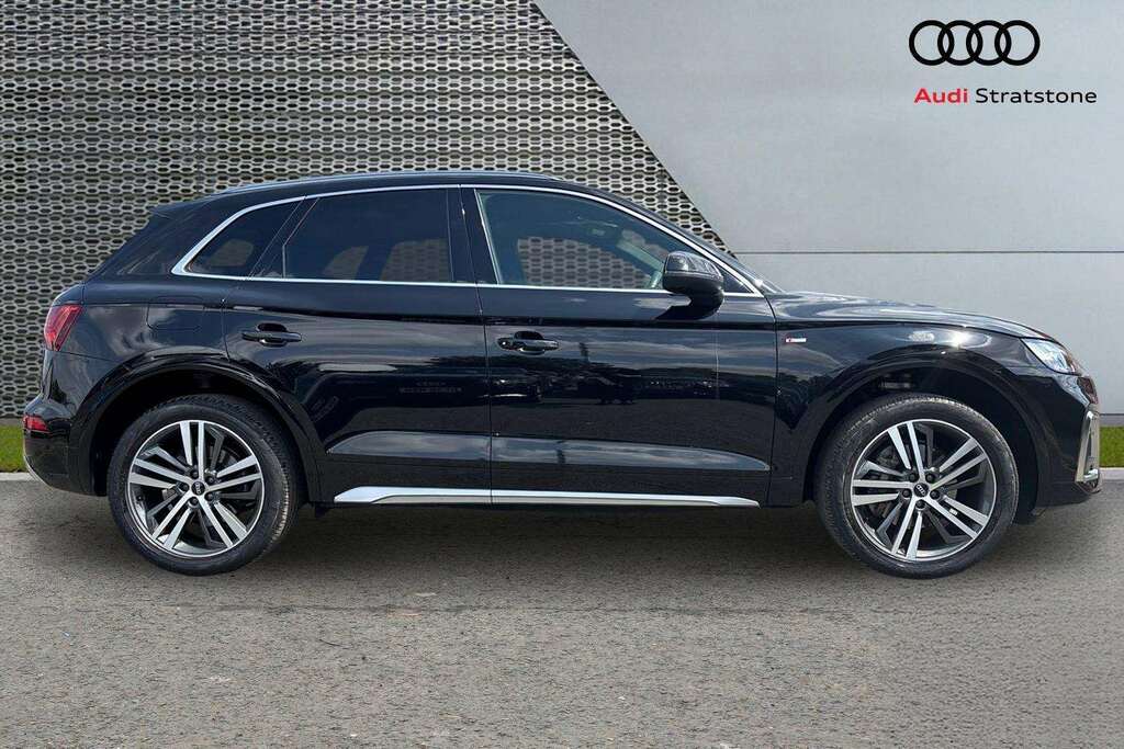 Audi Q5 45 Tfsi Quattro S Line S Tronic Cs 2023 RE23LXN Black #4