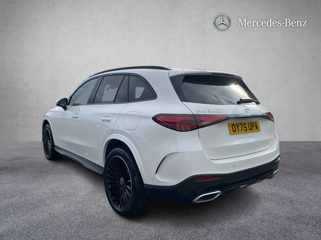 Mercedes-Benz GLC Class 300E 4Matic Urban Edition 9G-tronic 2025 OY75UPA White #2