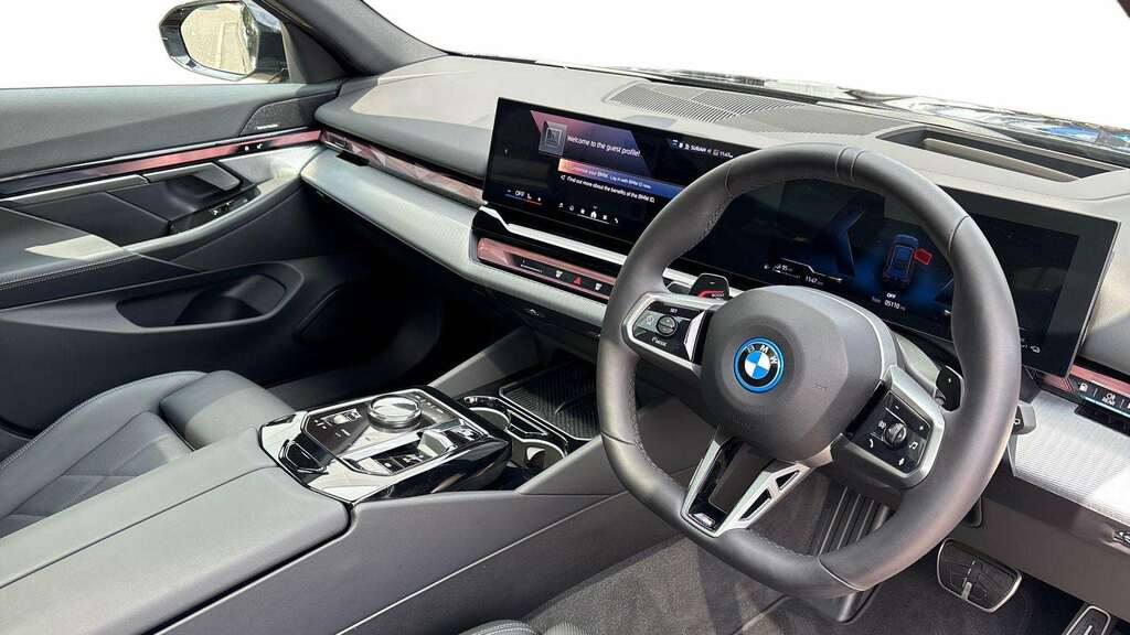 BMW 5 Series 530E M Sport Pro 2026 YL75FWN Black #5
