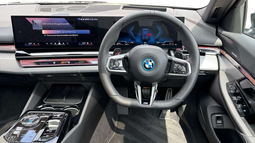 BMW 5 Series 530E M Sport Pro 2026 YL75FWN Black #4