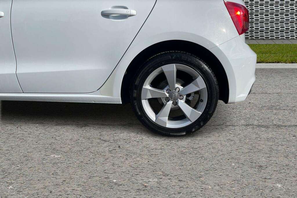 Audi A1 1.4 Tfsi Sport S Tronic 2015  #5