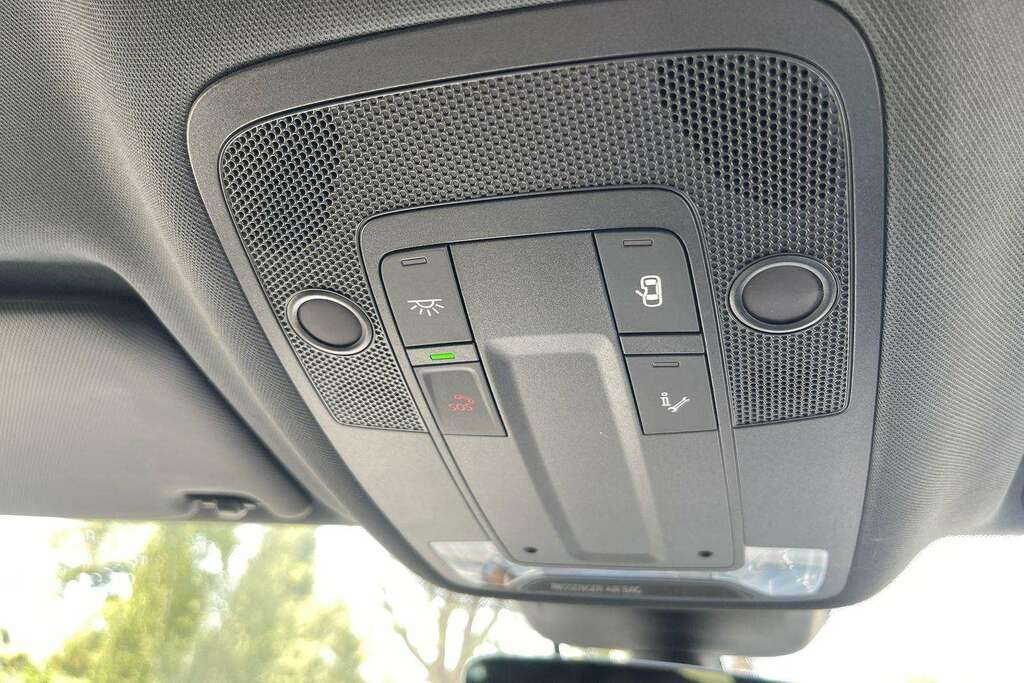 Audi Q3 40 Tfsi Quattro S Line S Tronic Leather 2024 LS74VJE #2