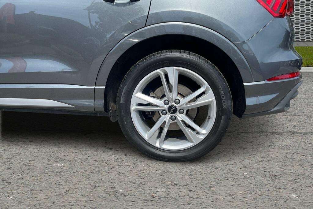 Audi Q3 40 Tfsi Quattro S Line S Tronic Leather 2024 LS74VJE #5