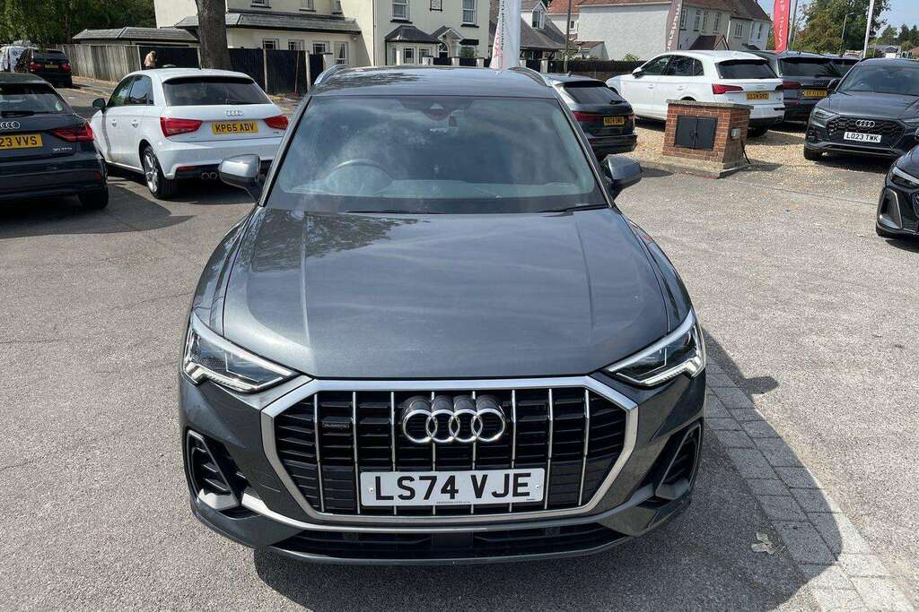 Audi Q3 40 Tfsi Quattro S Line S Tronic Leather 2024 LS74VJE #6