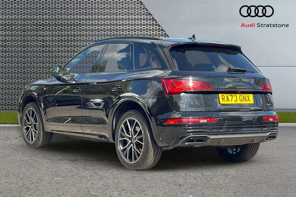 Audi Q5 45 Tfsi Quattro Black Edition S Tronic 2024 RA73GNX Black #3
