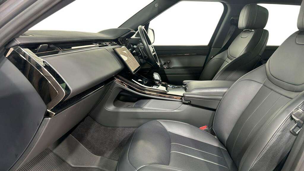 Land Rover Range Rover Sport 3.0 D300 Dynamic Se 2025 YE74LZP Grey #3