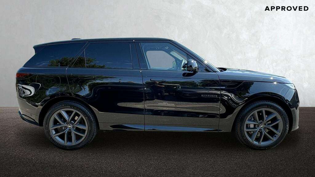 Land Rover Range Rover Sport 3.0 D300 Dynamic Se 2026 GF26RJX Black #4