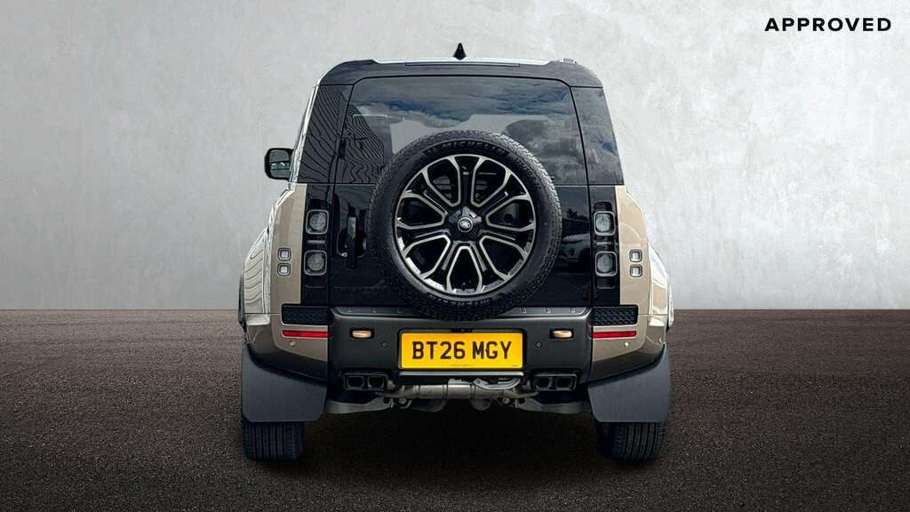 Land Rover Defender 110 4.4 P635 Octa 110 2026 #6