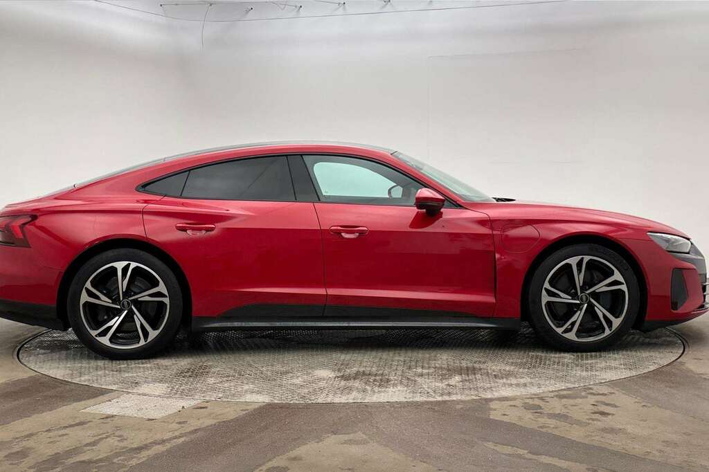 Audi E Tron GT 390Kw Quattro 93Kwh 2023 Red #4