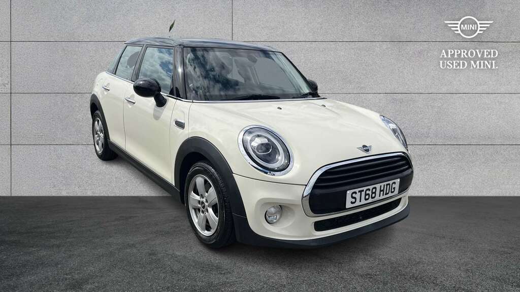 Mini Hatch 1.5 Cooper II 2018 White