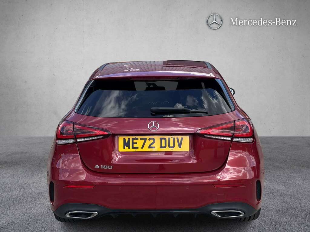 Mercedes-Benz A Class A180 Amg Line Executive 2022 ME72DUV Red #4
