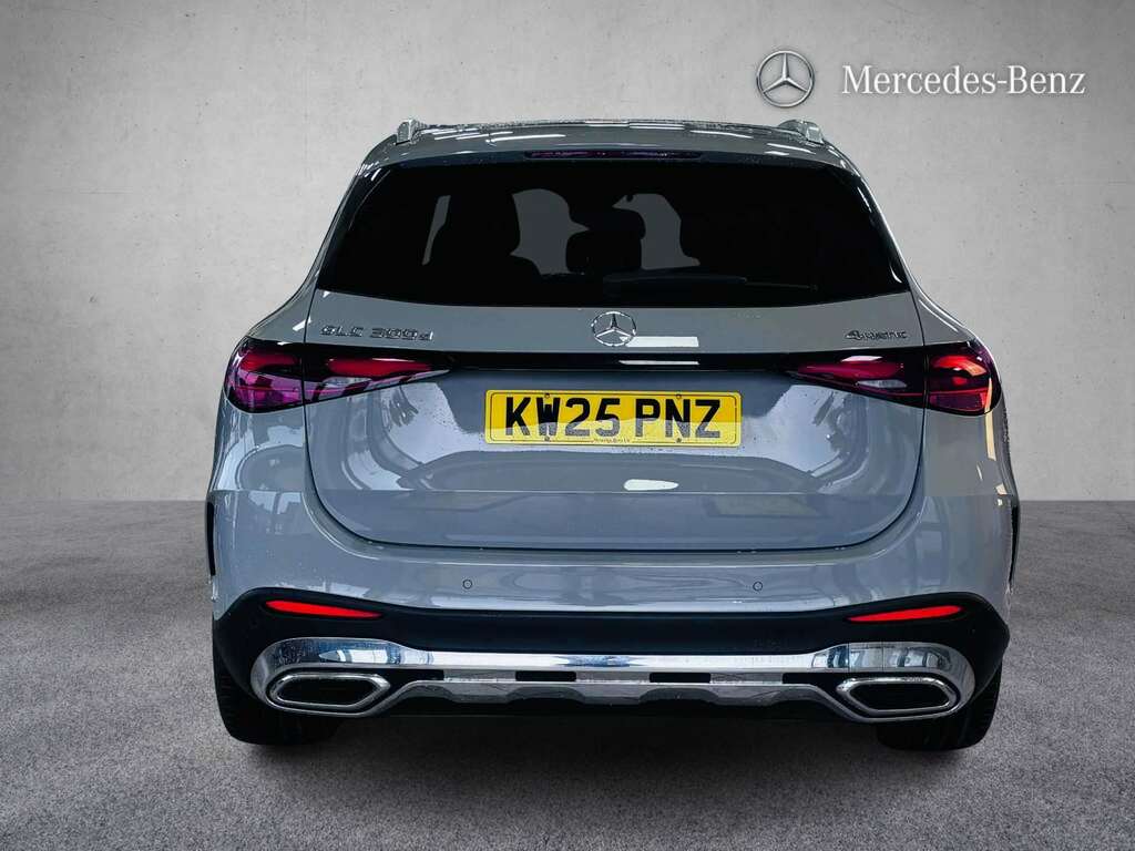 Mercedes-Benz GLC Class 300D 4Matic Amg Line Premium 9G-tronic 2025 Grey #5