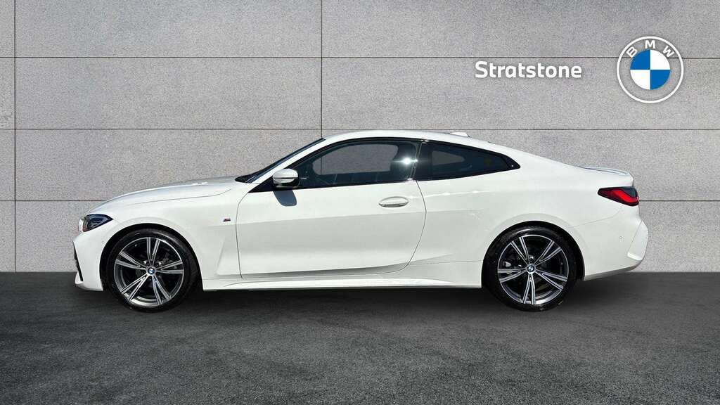 BMW 4 Series 420I M Sport Step 2023 White #4