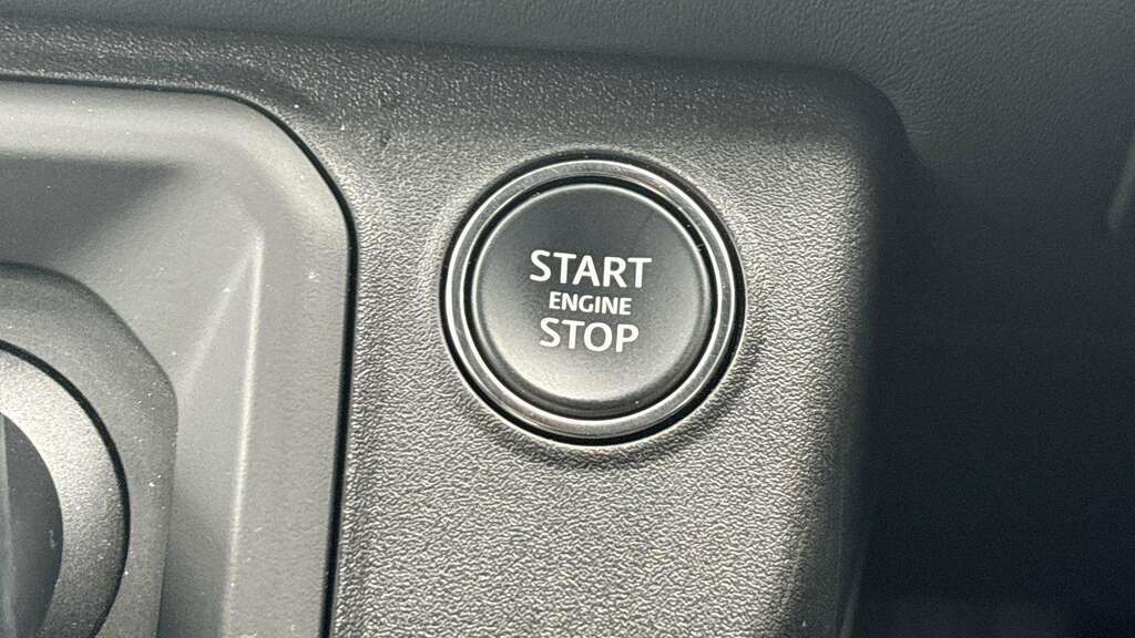 Land Rover Defender 90 3.0 D250 X-dynamic Se 90 Silver #39